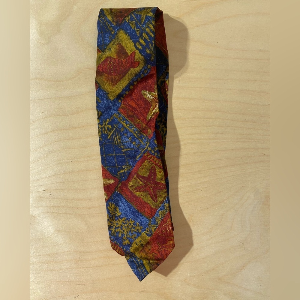 Hugo Boss Red and Blue Geometric Men's Tie (CI)